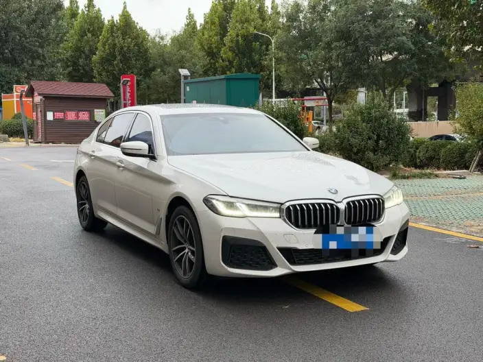 BMW 5 Series 2022 Model Facelift II 525Li M Sports Set