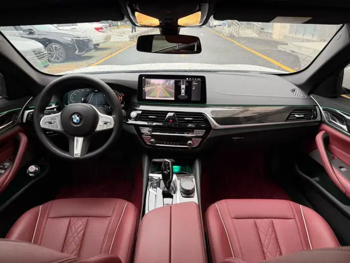 BMW 5 Series 2022 Model Facelift II 525Li M Sports Set – фото 7