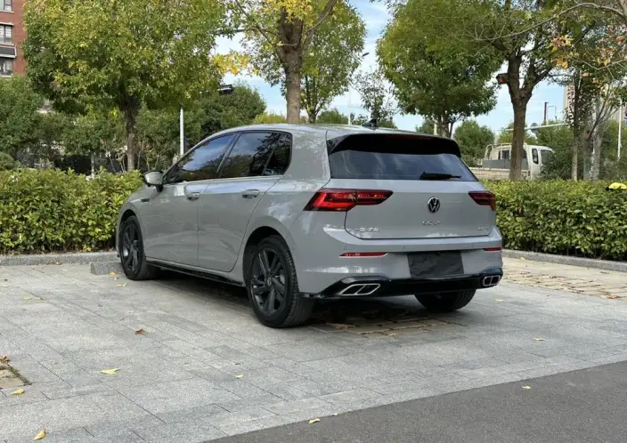 Volkswagen Golf 2023 Model Facelift 280TSI DSG R-Line – фото 4