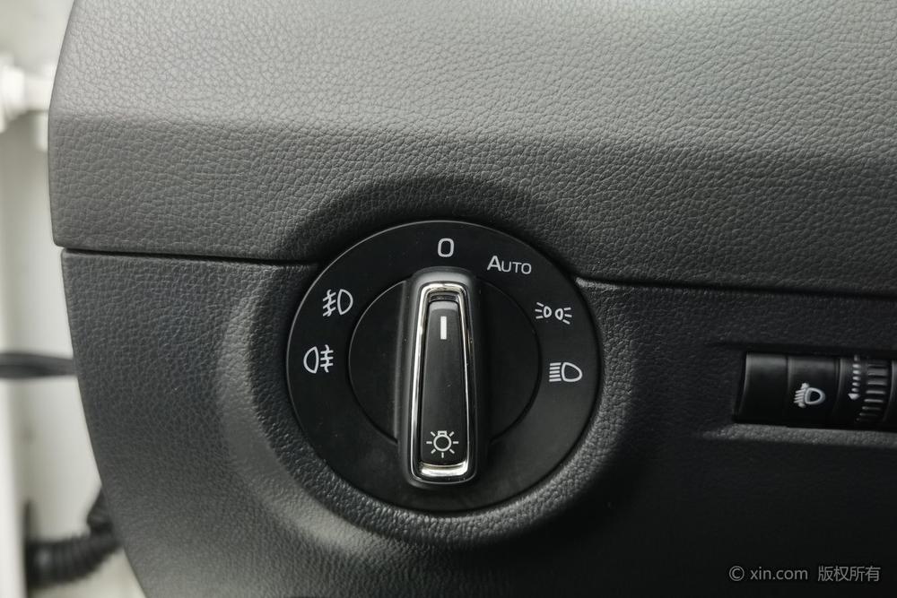 Skoda Octavia 2018 TSI230 DSG Luxury – фото 16