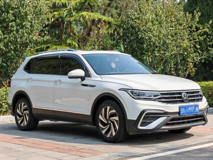 Volkswagen Tiguan L 2022 Model 330TSI Automatic 2WD Comfort Edition – фото 3