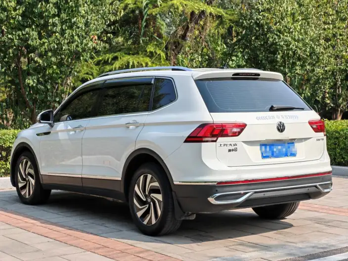 Volkswagen Tiguan L 2022 Model 330TSI Automatic 2WD Comfort Edition – фото 4