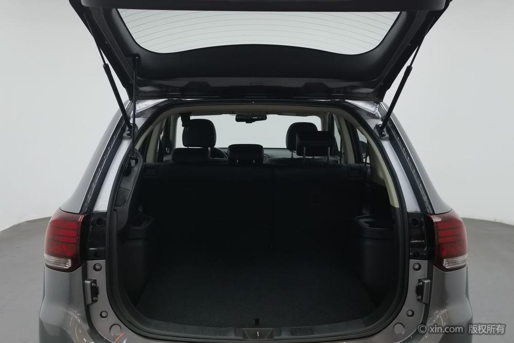 Mitsubishi Outlander 2018 2.4L AWD Elite 5-Seater – фото 23