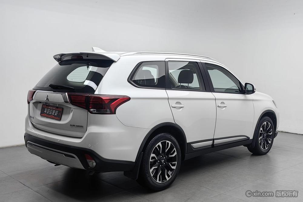 Mitsubishi Outlander Модель 2019 года 2.0L 2WD Changxiang Edition 5 seat National V – фото 4