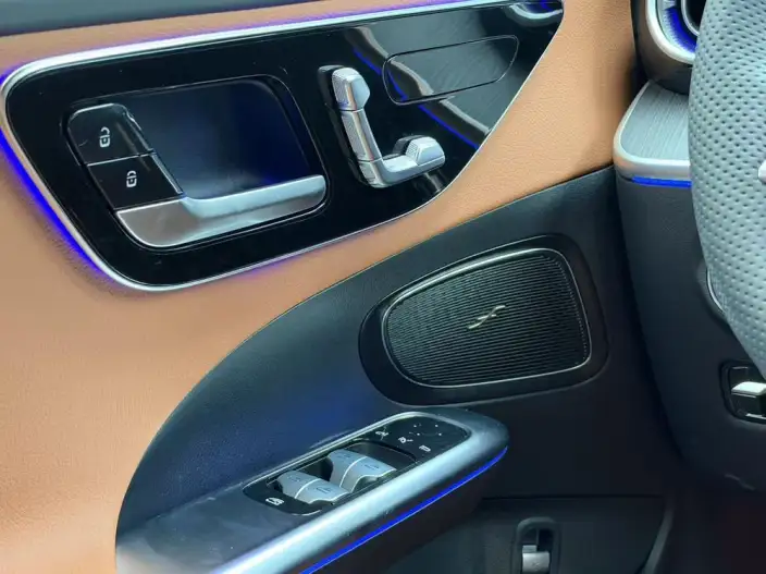 Mercedes-Benz C-Class 2023 Model C 260 L Sports Edition – фото 8