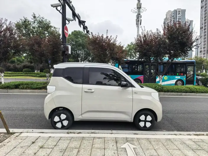 Wuling Hongguang MINIEV 2024 Model 215km Advanced version Lithium Iron Phosphate – фото 8