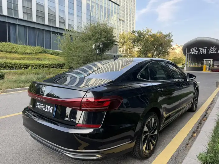 Volkswagen Passat 2023 Model Facelift 280TSI Starry sky Elite Edition – фото 6