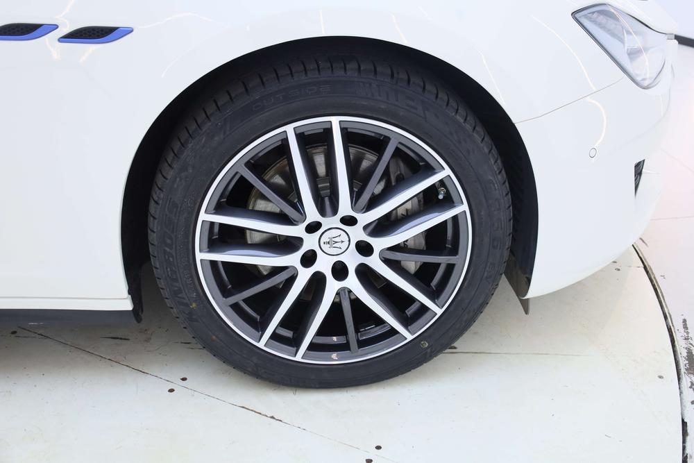 Maserati Ghibli 2021 2.0T Feng Mang – фото 9
