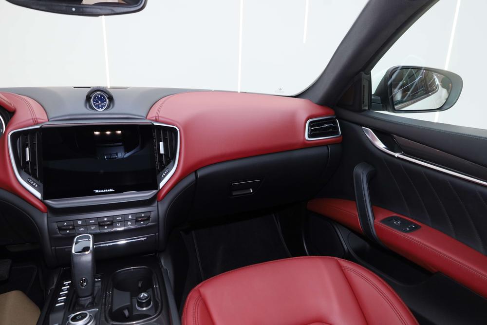 Maserati Ghibli 2021 2.0T Feng Mang – фото 23