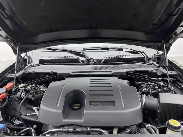 Land Rover Defender 2023 Model Facelift 110 P400 X-Dynamic HSE – фото 6