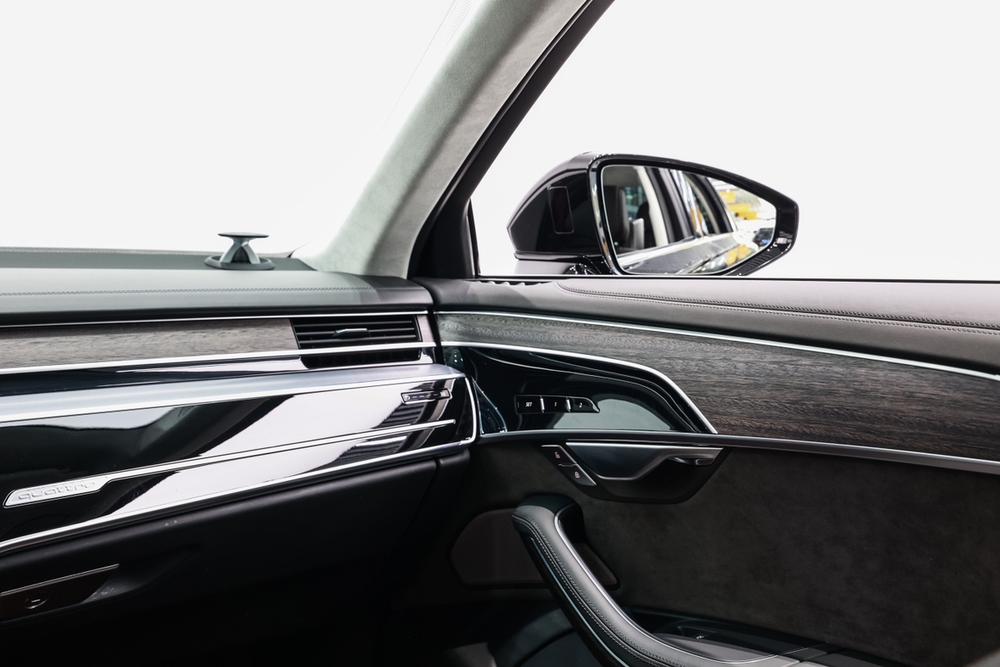 Audi A8 2022 A8L 55 TFSI quattro Premium Collector's Edition – фото 9