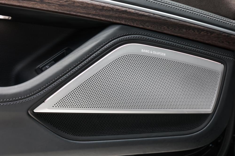 Audi A8 2022 A8L 55 TFSI quattro Premium Collector's Edition – фото 15