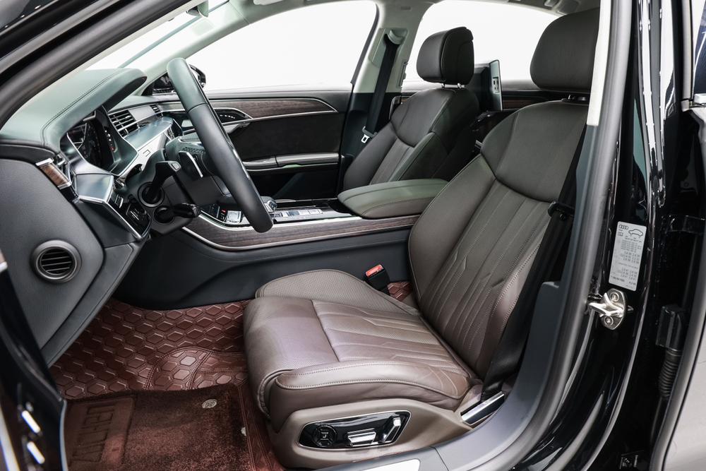 Audi A8 2022 A8L 55 TFSI quattro Premium Collector's Edition – фото 23