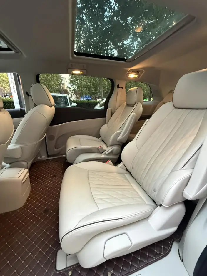 Buick GL8 2022 Model Facelift Business class 2.0T Noble Model