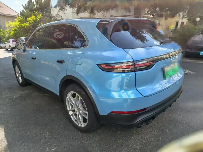 Cayenne E-Hybrid 2023 Model Cayenne E-Hybrid 2.0T