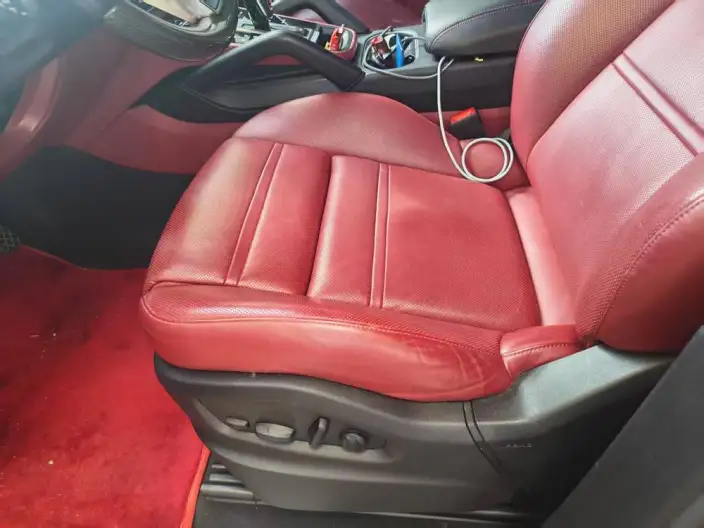 Cayenne E-Hybrid 2023 Model Cayenne E-Hybrid 2.0T – фото 10