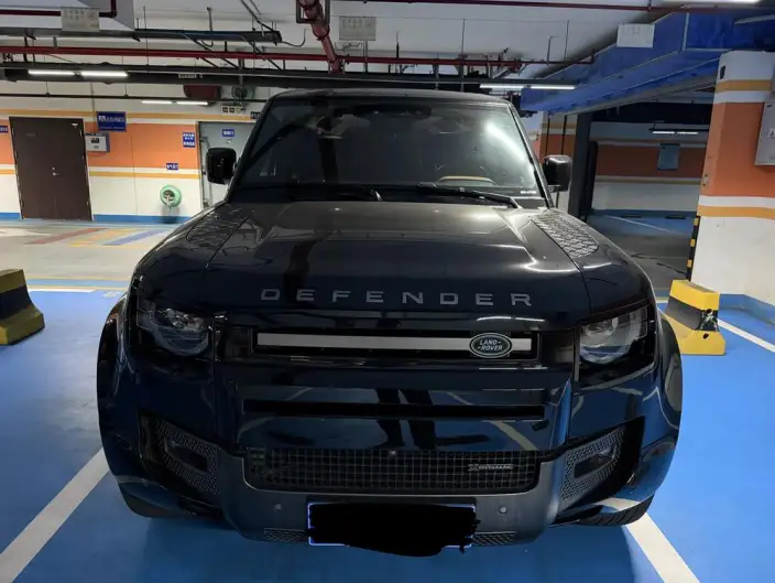 Land Rover Defender 2023 Model 110 3.0T P400 X-Dynamic HSE