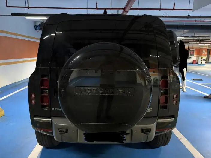 Land Rover Defender 2023 Model 110 3.0T P400 X-Dynamic HSE – фото 5