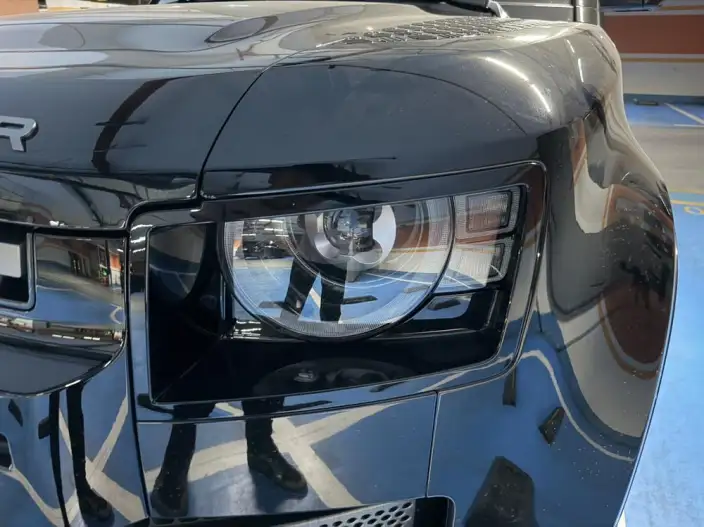 Land Rover Defender 2023 Model 110 3.0T P400 X-Dynamic HSE – фото 7