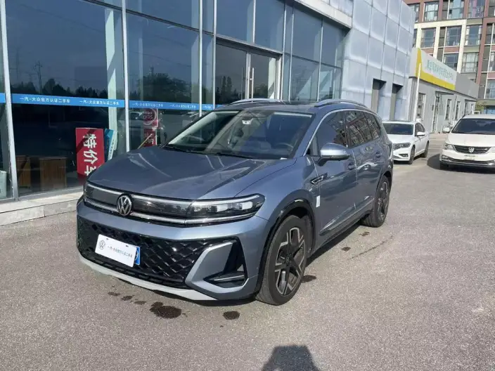 Talagon 2026 Model 450TSI 4WD Ultimate Edition 6 seat – фото 1