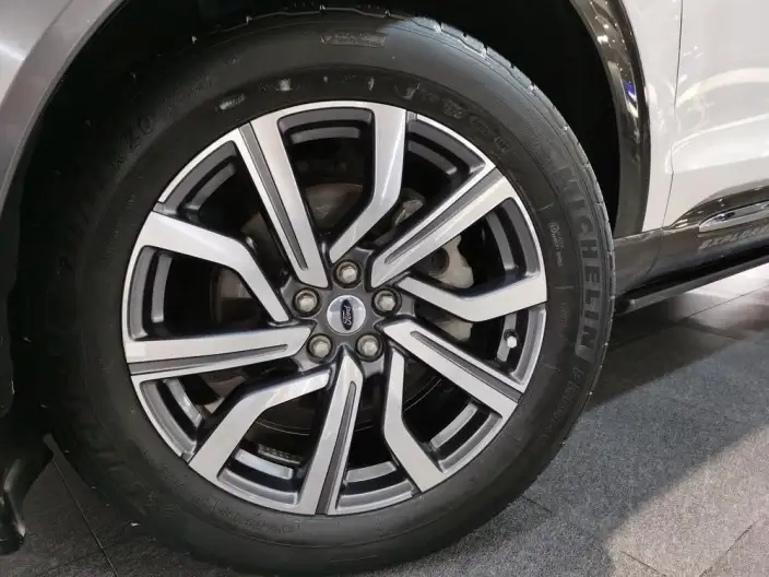 Ford Explorer 2023 Model EcoBoost 285 4WD Titan Jin Edition 6 seat – фото 9