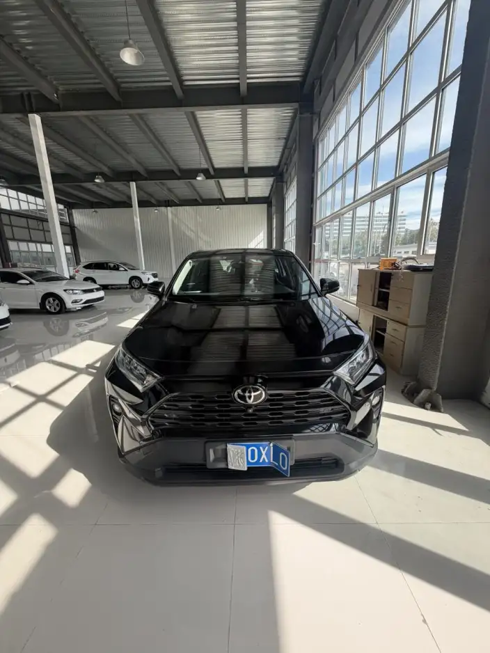 Toyota RAV4 2023 Model 2.0L CVT 2WD Urban Edition – фото 2