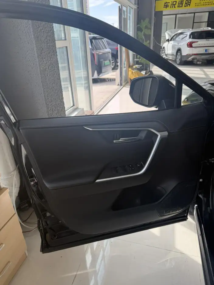 Toyota RAV4 2023 Model 2.0L CVT 2WD Urban Edition – фото 10
