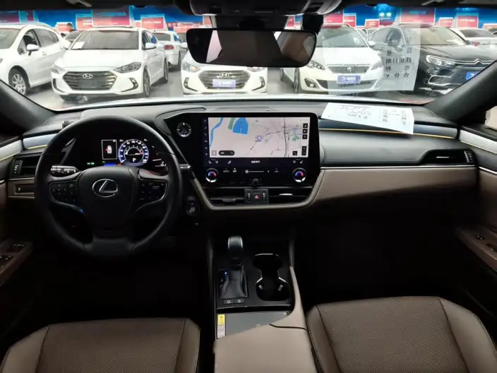 Lexus ES 2025 Model 200 Premium – фото 8