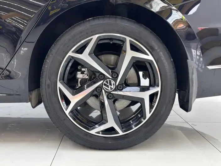 Volkswagen Passat 2023 Model Facelift 330TSI Starry sky Deluxe Edition – фото 9