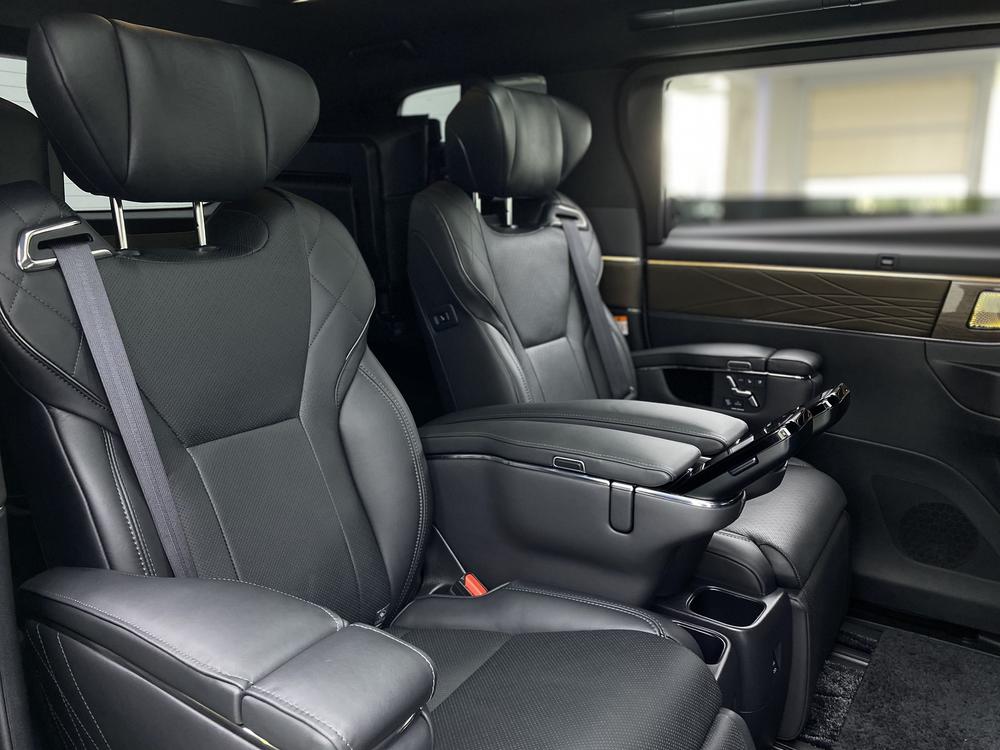 Vell f ire Раздел 2023 Toyota Crown 2.5L Intelligent Hybrid 4WD Supreme Executive Edition – фото 38