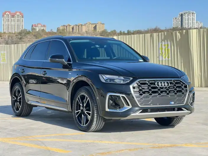 Audi Q5L 2024 Model 40TFSI Fashion Dynamic Model – фото 3