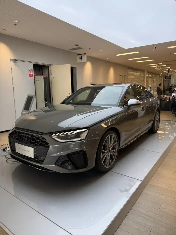 Audi S4 2024 Model Limousine 3.0TFSI – фото 1
