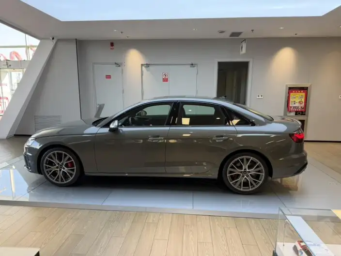 Audi S4 2024 Model Limousine 3.0TFSI – фото 3