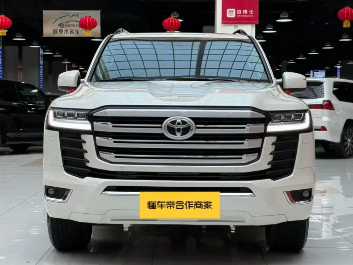 Land Cruiser （import 2023 Model 3.5T Automatic 4WD 7 seat Parallel Imported – фото 2