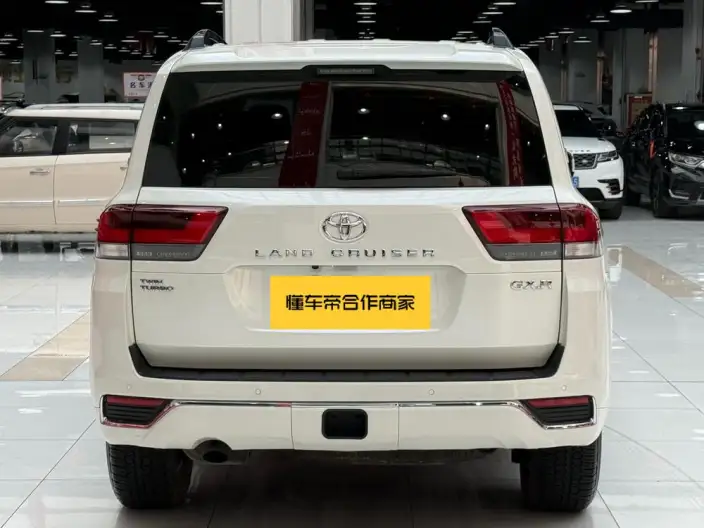 Land Cruiser （import 2023 Model 3.5T Automatic 4WD 7 seat Parallel Imported – фото 5