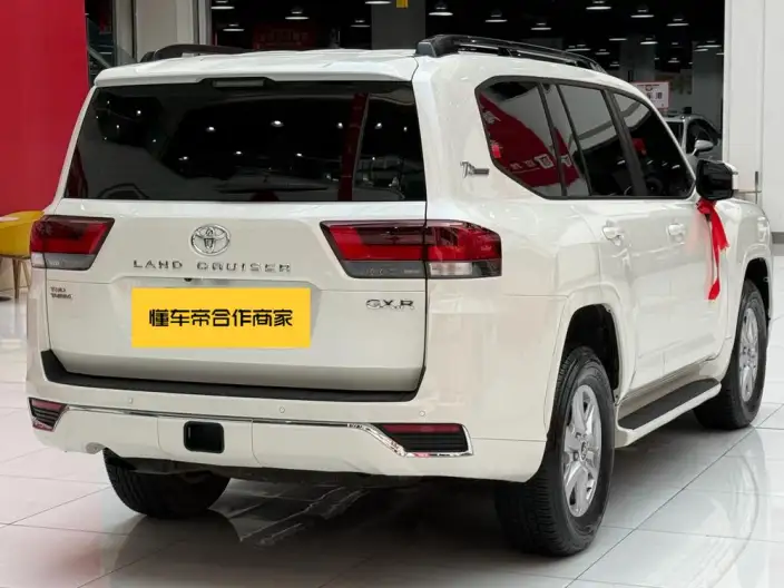 Land Cruiser （import 2023 Model 3.5T Automatic 4WD 7 seat Parallel Imported – фото 6