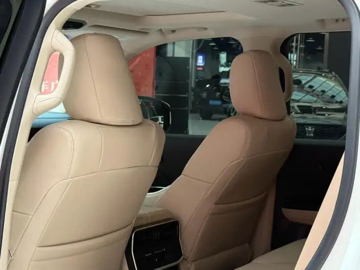 Land Cruiser （import 2023 Model 3.5T Automatic 4WD 7 seat Parallel Imported – фото 9