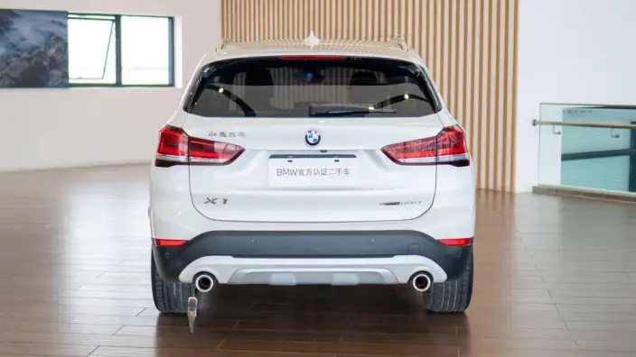 BMW X1 2022 Model sDrive20Li Exclusive Model – фото 6