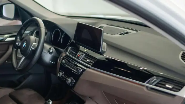 BMW X1 2022 Model sDrive20Li Exclusive Model – фото 9