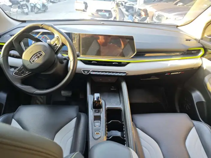 Geely Binyue 2022 Model Geely Binyue COOL 1.5T DCT Battle – фото 6
