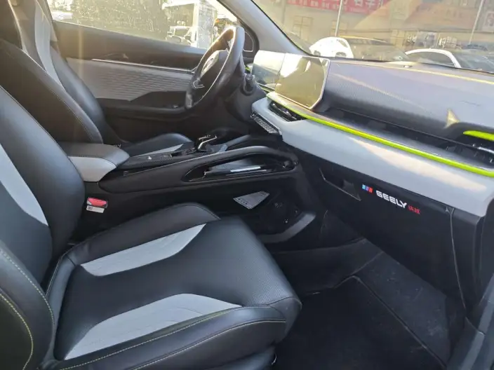 Geely Binyue 2022 Model Geely Binyue COOL 1.5T DCT Battle – фото 9