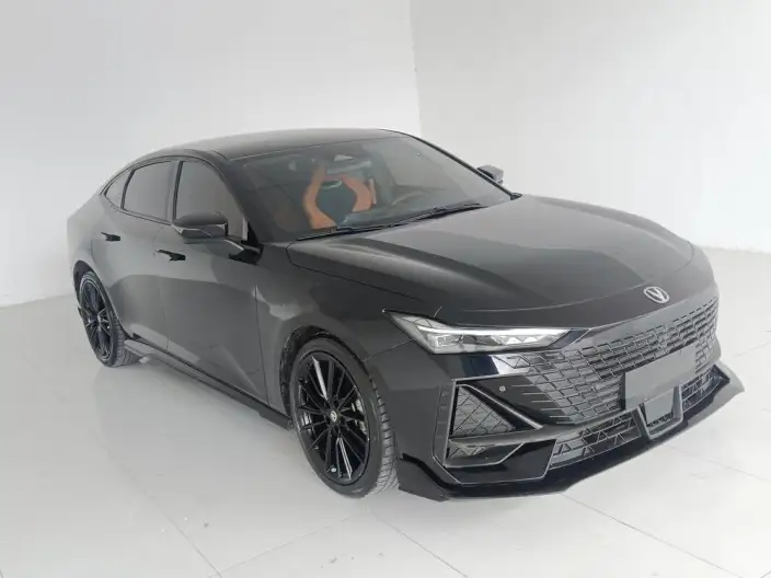 Changan UNI-V 2023 Model 1.5T Sports Edition – фото 3
