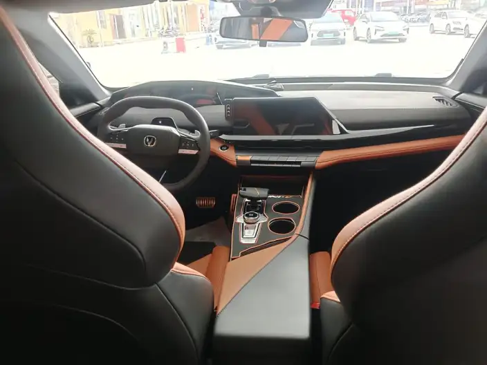 Changan UNI-V 2023 Model 1.5T Sports Edition – фото 8