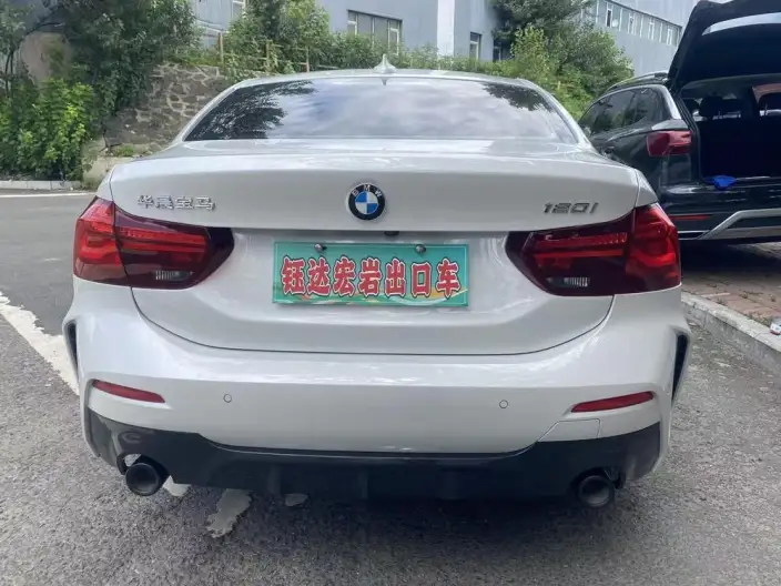 BMW 1 Series 2023 Model 120i M Sports Night Edition – фото 5