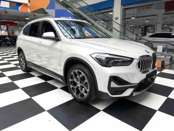 BMW X1 2022 Model sDrive20Li Exclusive Model – фото 3