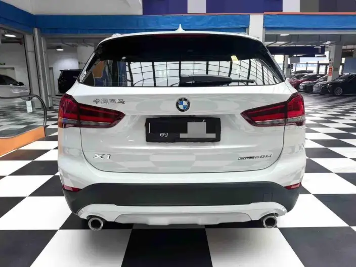 BMW X1 2022 Model sDrive20Li Exclusive Model – фото 5
