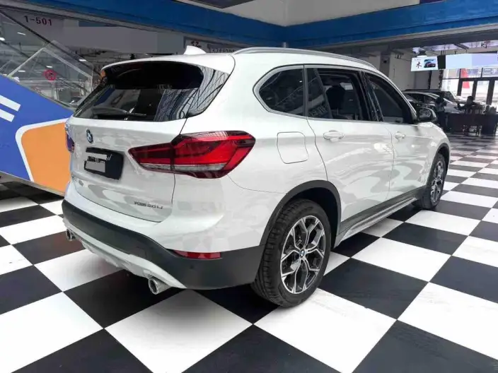 BMW X1 2022 Model sDrive20Li Exclusive Model – фото 6