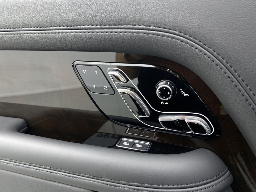 Range Rover 2022 3.0 L6 360PS Heritage Edition – фото 11
