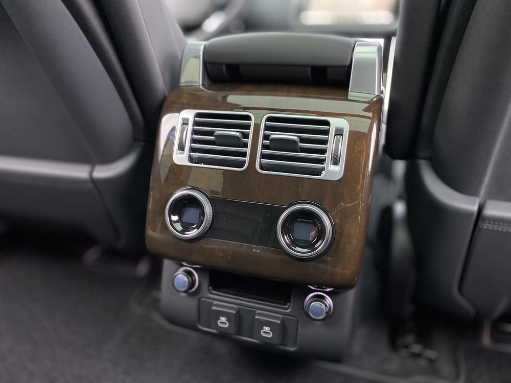 Range Rover 2022 3.0 L6 360PS Heritage Edition – фото 16
