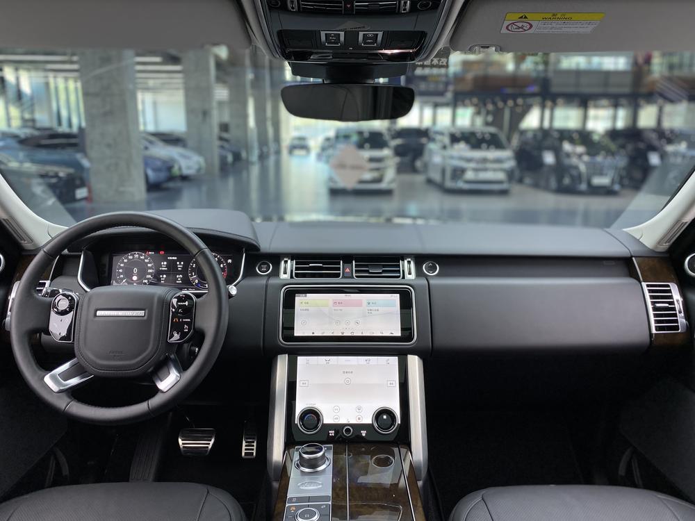 Range Rover 2022 3.0 L6 360PS Heritage Edition – фото 26